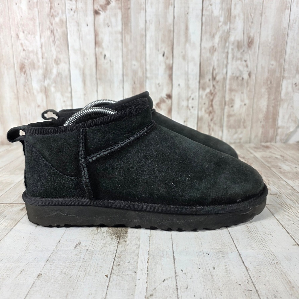UGG Classic Ultra Mini Black Suede Ankle Boots 1116109 Womens 9